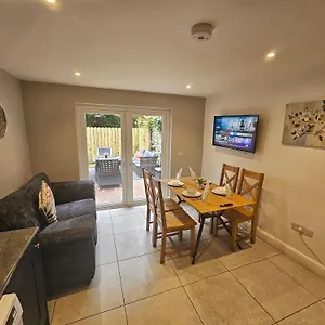  Apartment 7 Eyre Square Lane